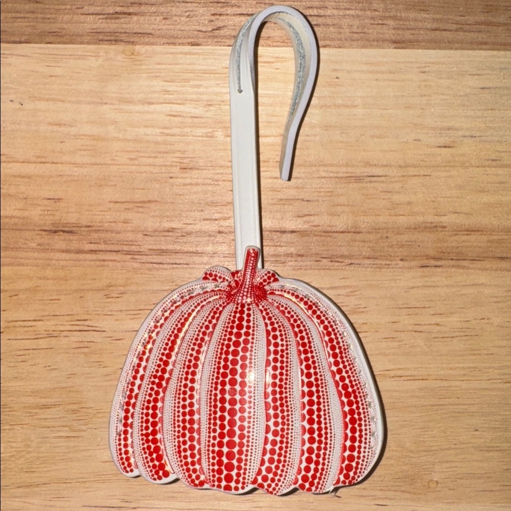 Louis Vuitton kusama pumpkin dots pumpkin clochette purse charm